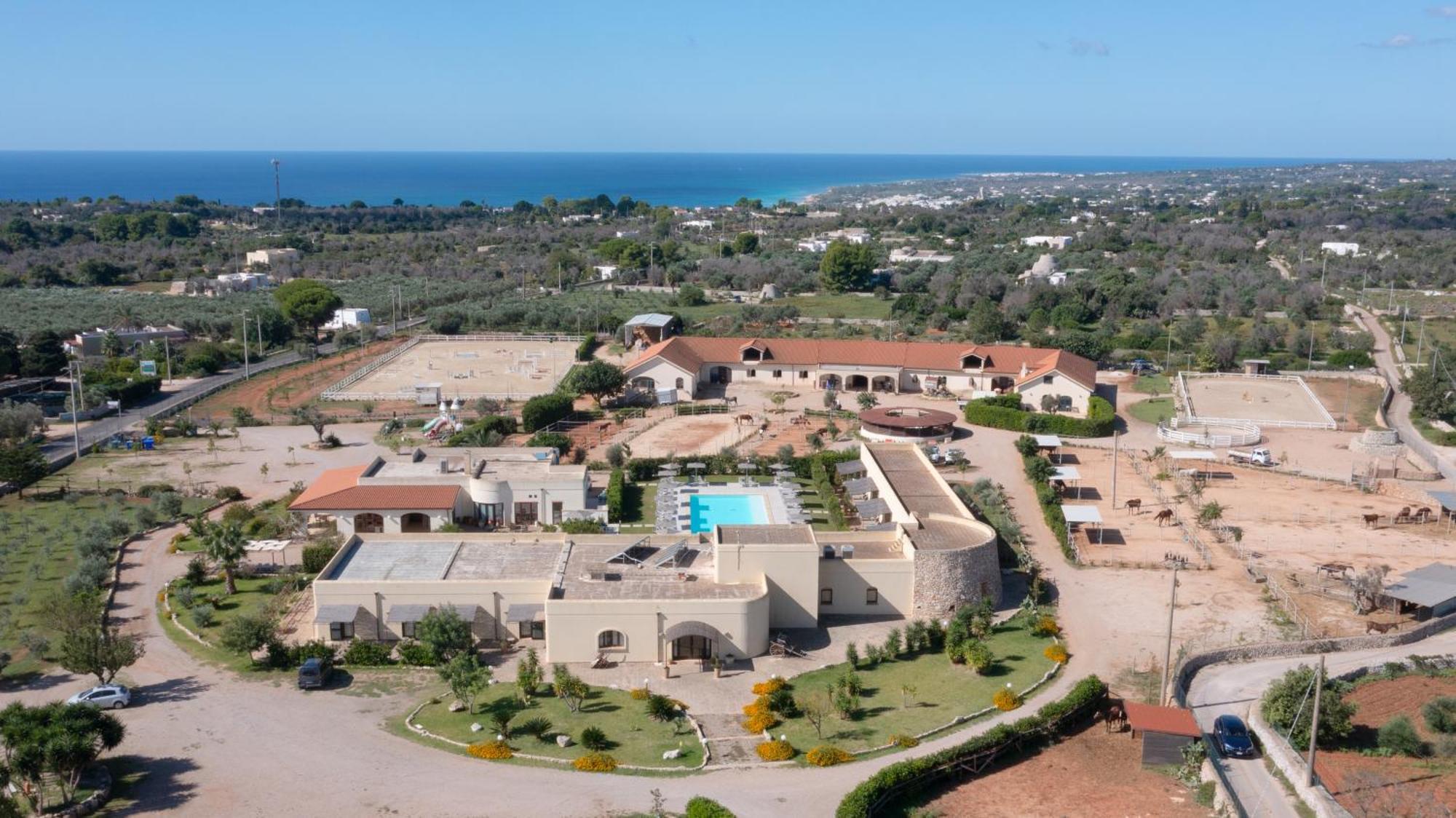 Delle Rose, Hotel & Horse Riding Torre Vado Buitenkant foto