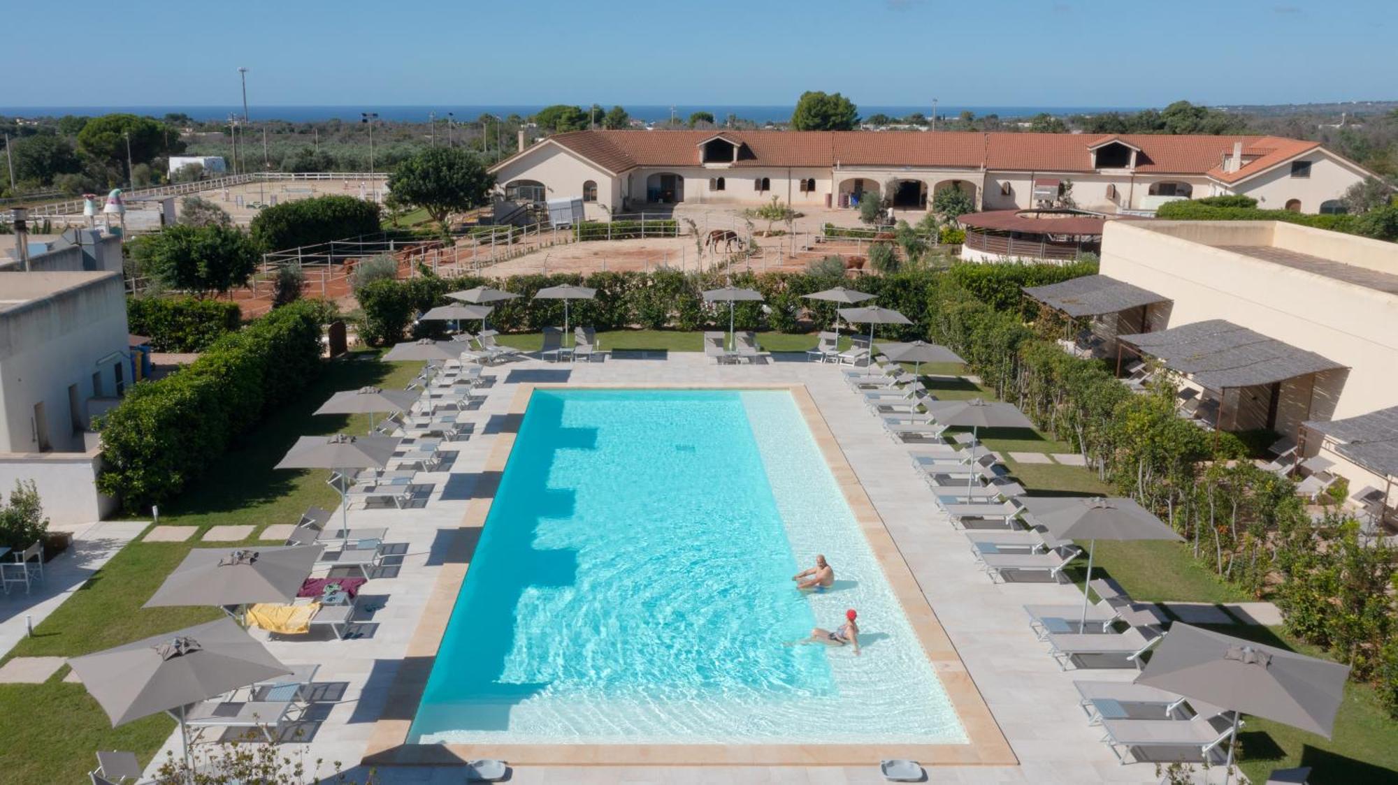 Delle Rose, Hotel & Horse Riding Torre Vado Buitenkant foto